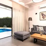 וילה Oresteia Exclusive Villa, A Sublime Retreat, By Thinkvilla *