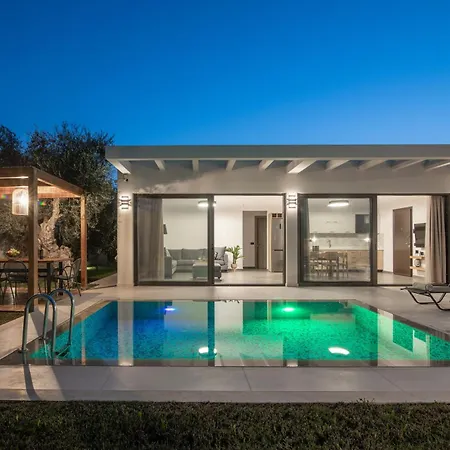 וילה Oresteia Exclusive Villa, A Sublime Retreat, By Thinkvilla